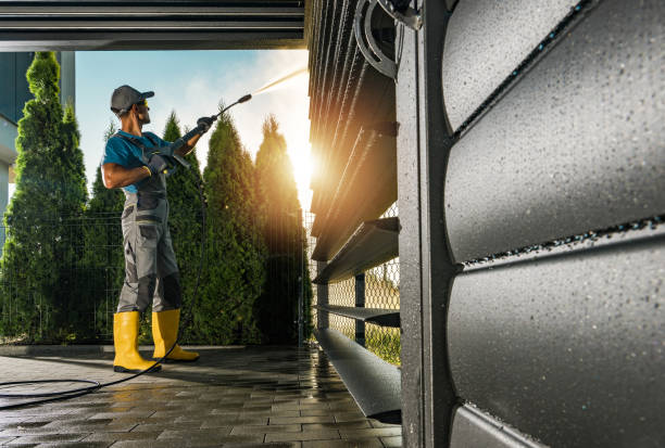 Best Garage Pressure Washing  in Parsons, KS